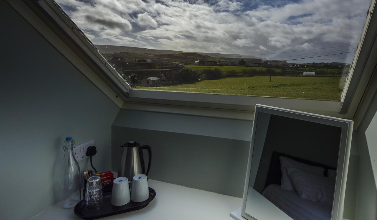 The Pipers Rest Hotel Doolin Exterior photo